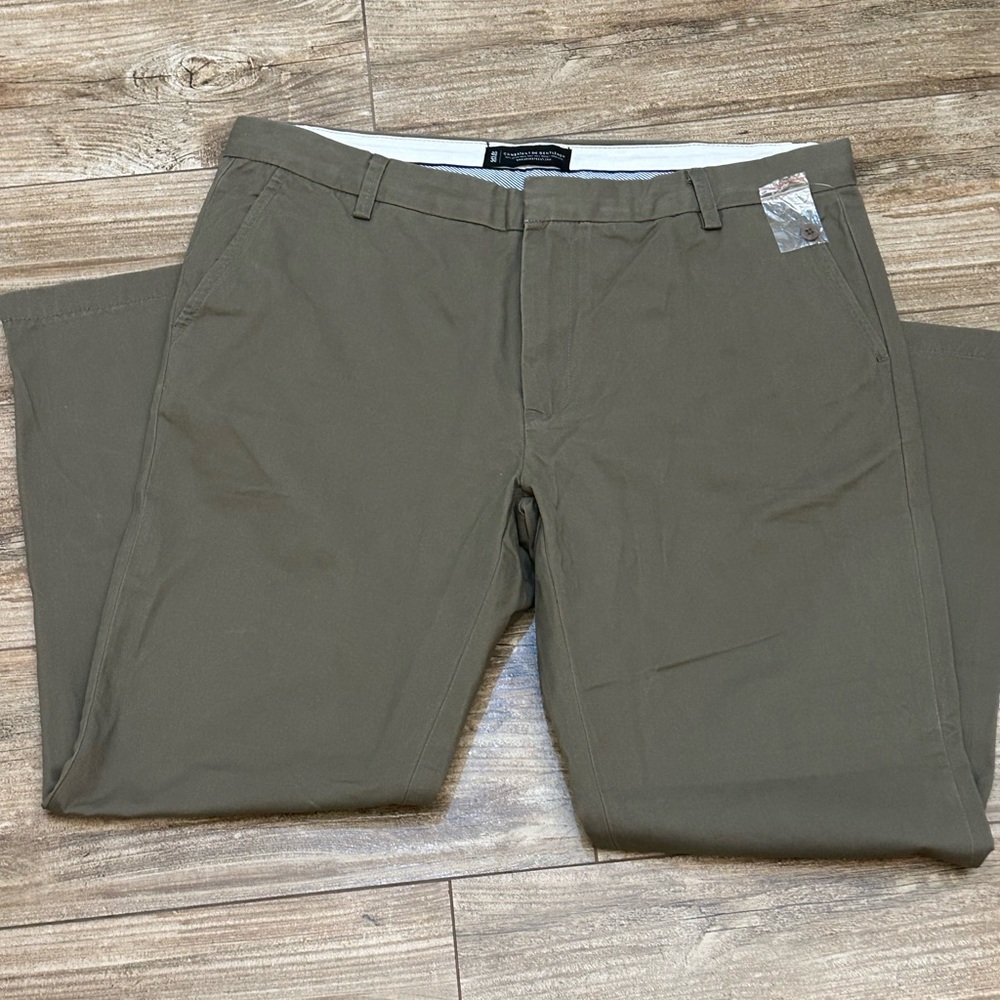 Combat Gentlemen khakis